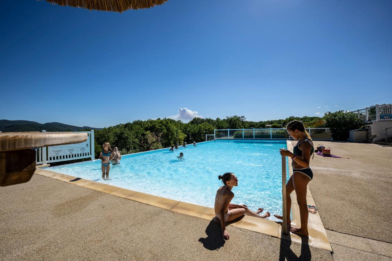 Charmant camping Familiale 3 Etoiles vue 360 plage piscine à débordement empl XXL Labeaume Esterno foto
