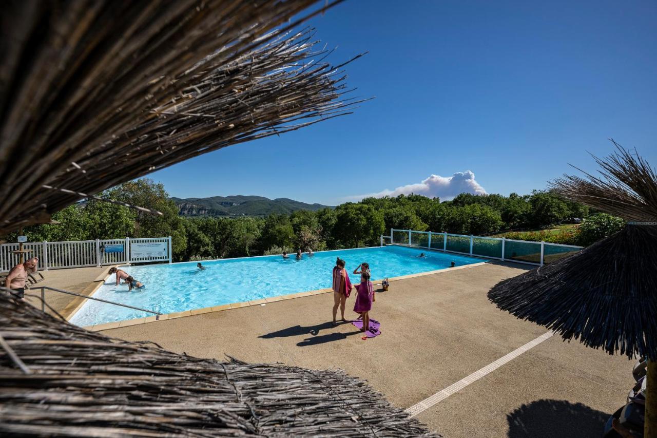 Charmant camping Familiale 3 Etoiles vue 360 plage piscine à débordement empl XXL Labeaume Esterno foto