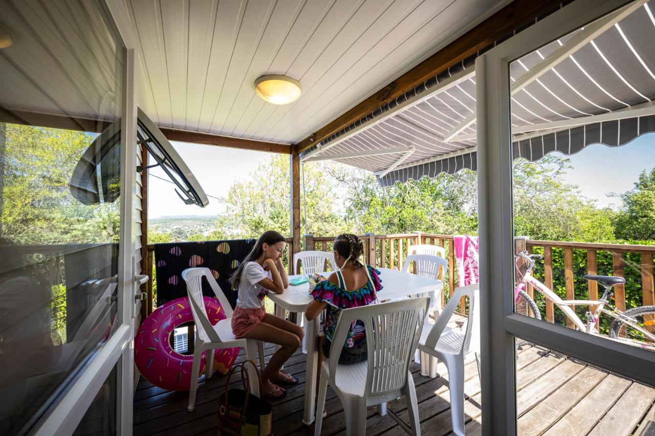 Charmant camping Familiale 3 Etoiles vue 360 plage piscine à débordement empl XXL Labeaume Esterno foto