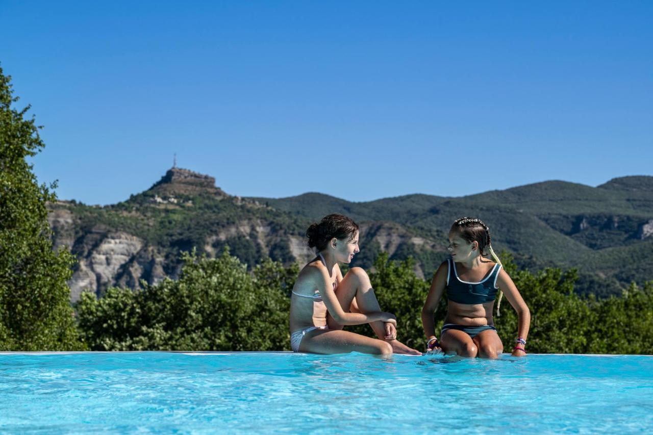 Charmant camping Familiale 3 Etoiles vue 360 plage piscine à débordement empl XXL Labeaume Esterno foto