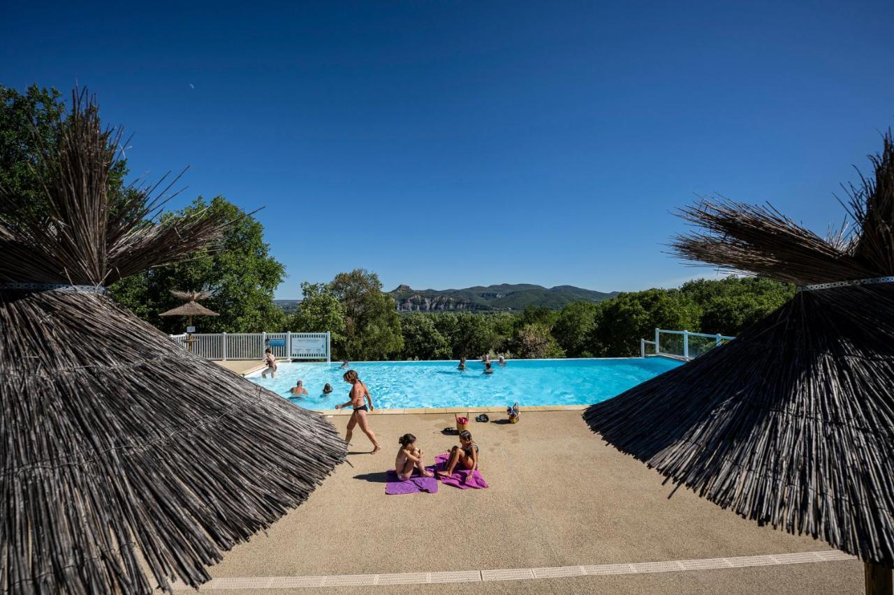 Charmant camping Familiale 3 Etoiles vue 360 plage piscine à débordement empl XXL Labeaume Esterno foto