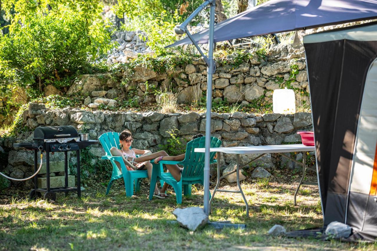 Charmant camping Familiale 3 Etoiles vue 360 plage piscine à débordement empl XXL Labeaume Esterno foto