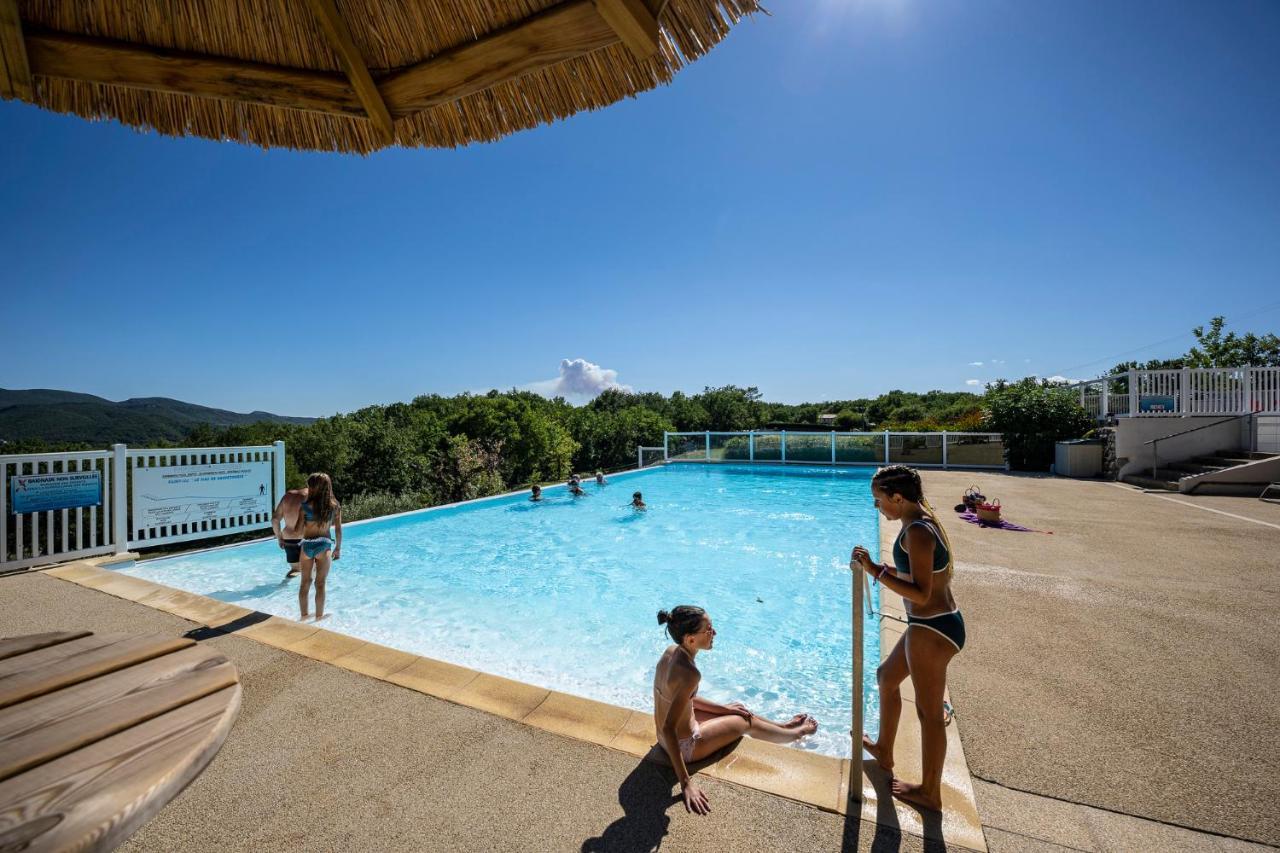 Charmant camping Familiale 3 Etoiles vue 360 plage piscine à débordement empl XXL Labeaume Esterno foto