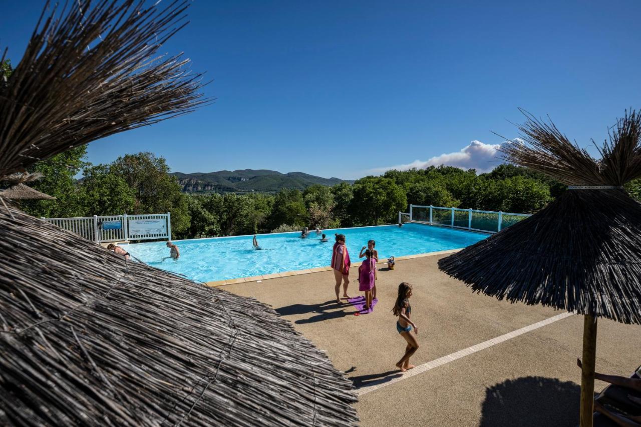 Charmant camping Familiale 3 Etoiles vue 360 plage piscine à débordement empl XXL Labeaume Esterno foto