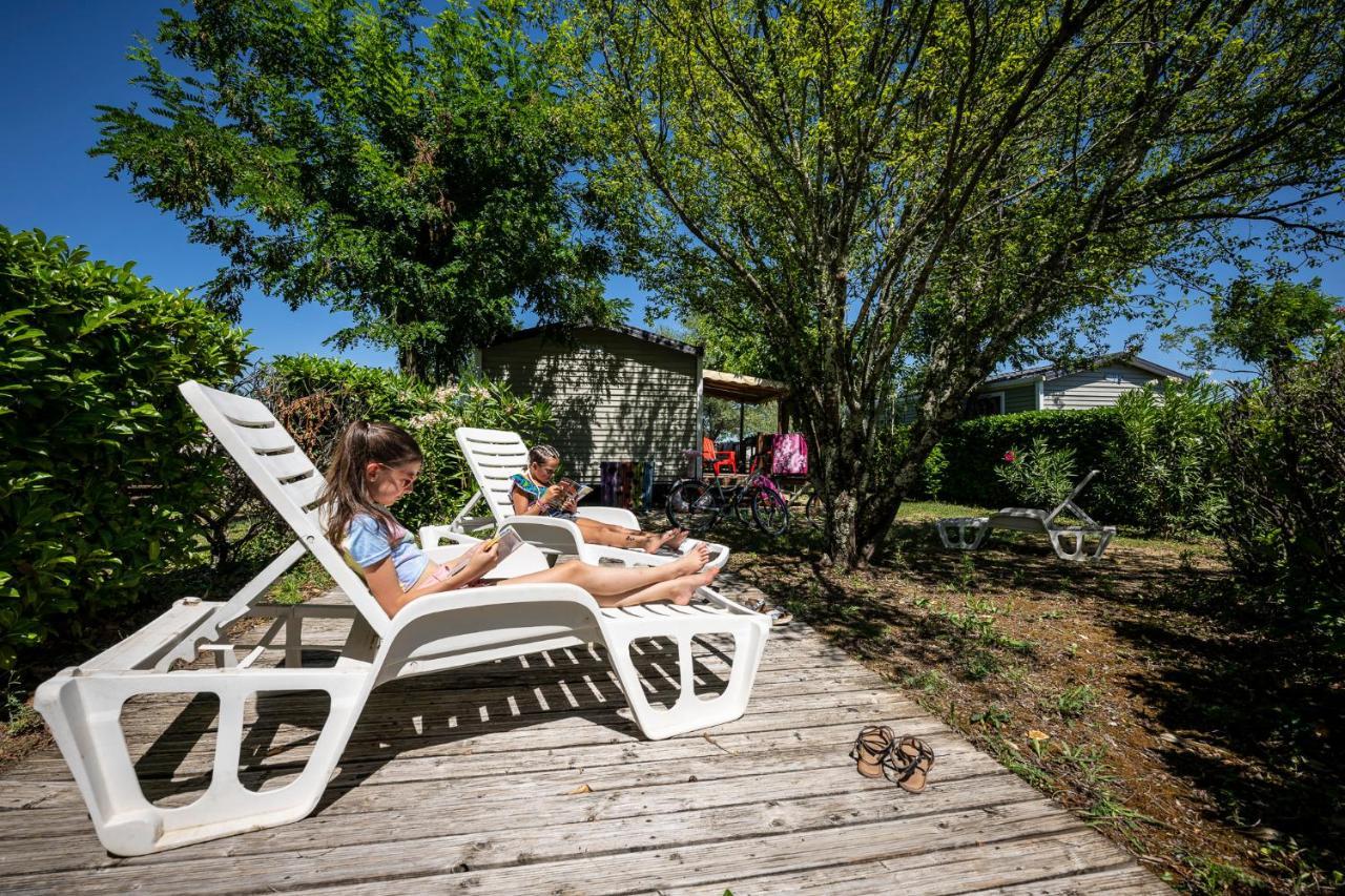 Charmant camping Familiale 3 Etoiles vue 360 plage piscine à débordement empl XXL Labeaume Esterno foto