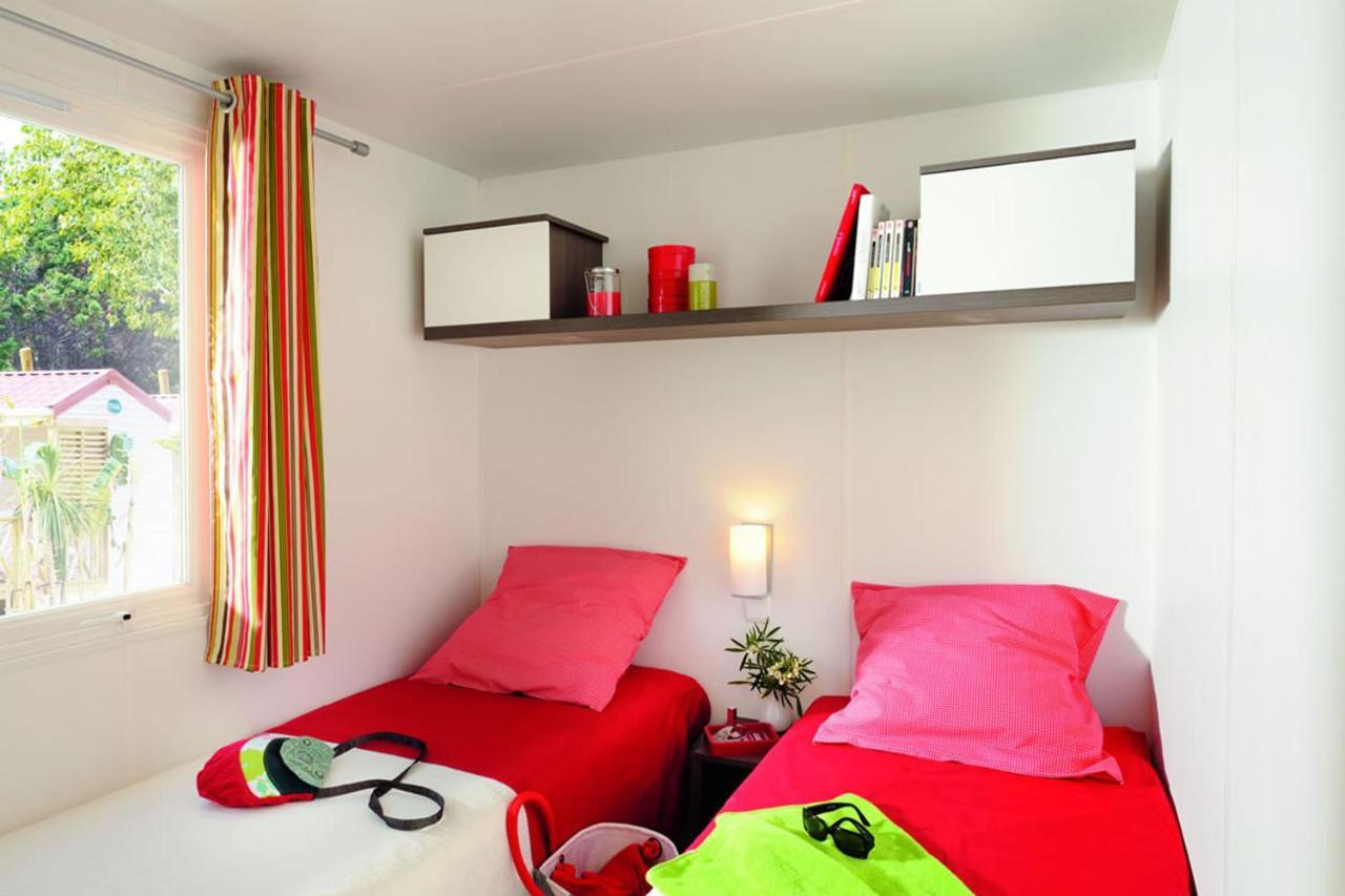 Charmant camping Familiale 3 Etoiles vue 360 plage piscine à débordement empl XXL Labeaume Esterno foto