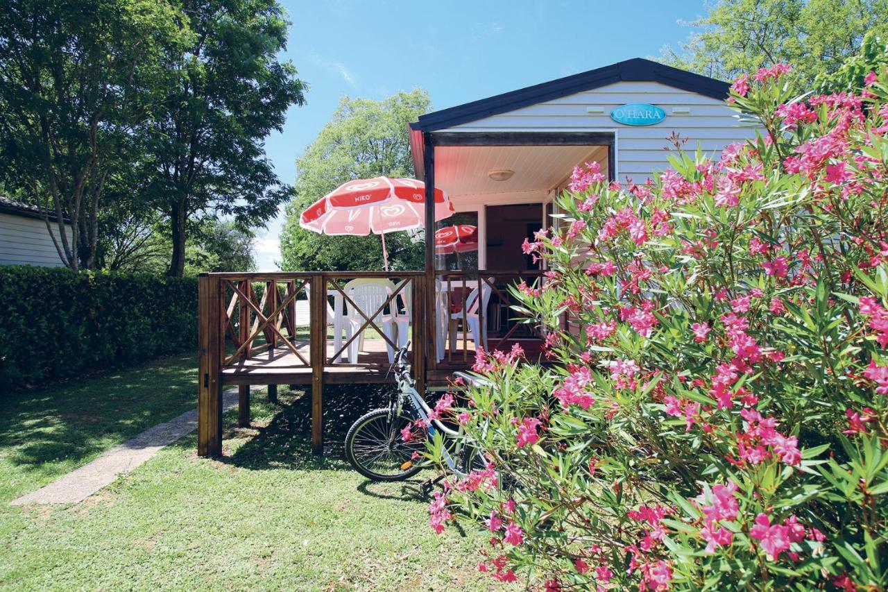Charmant camping Familiale 3 Etoiles vue 360 plage piscine à débordement empl XXL Labeaume Esterno foto